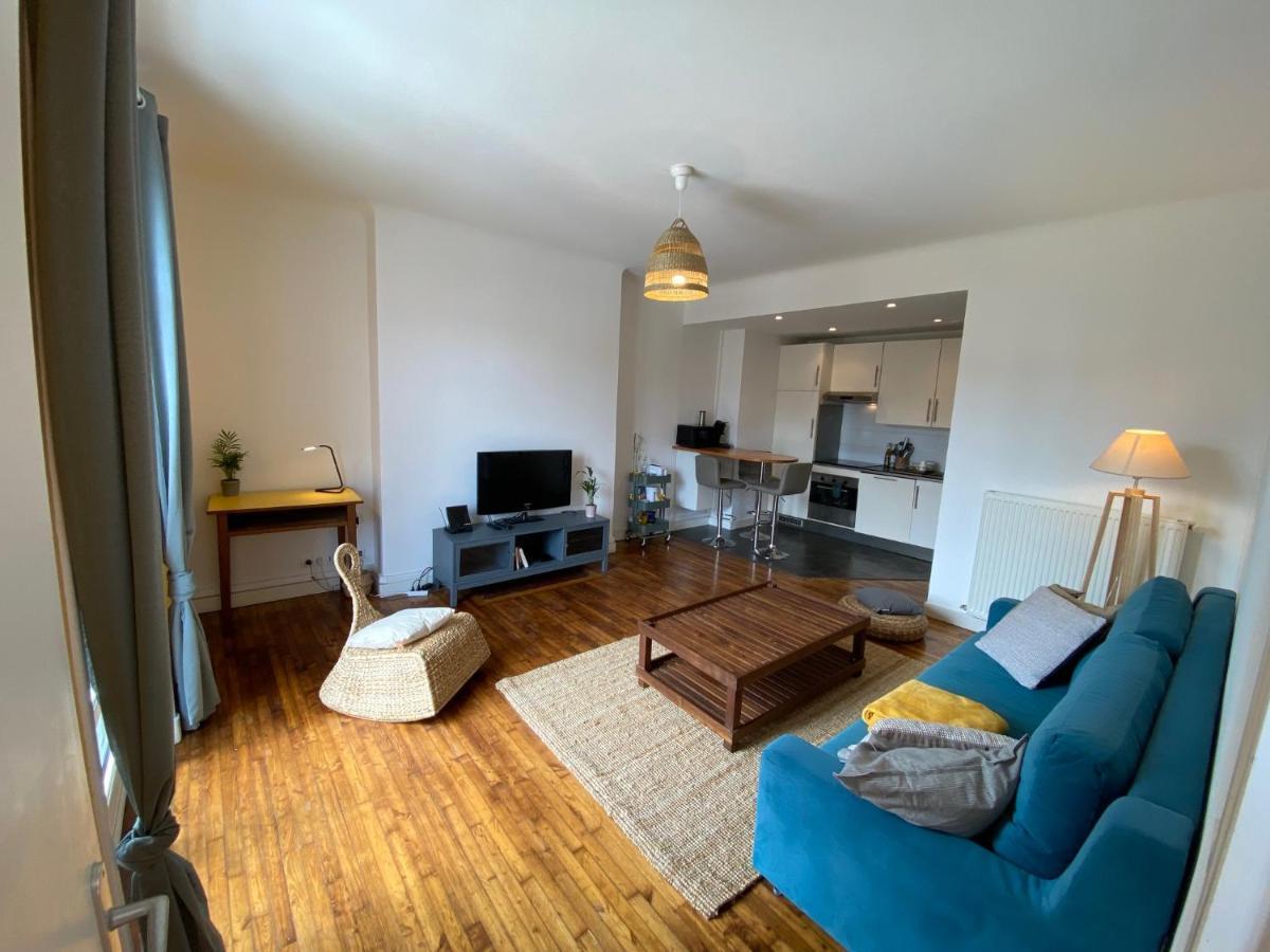 Appartement Spacieux Avec Balcon Et Parking Brest Exterior photo